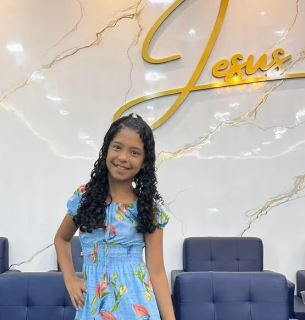 Logo Cantora Ludmila Vitória Oficial